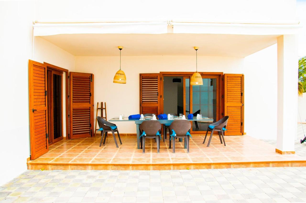 Luxury Anabel Villa Costa Teguise Exterior photo